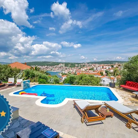 Piveta * 特罗吉尔