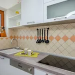 Apartment Piveta *